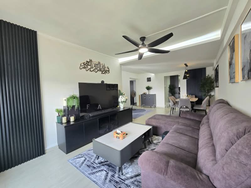 137 Yishun Ring Road, 137 Yishun Ring Road, 3 Bedrooms, 1,001 sqft, HDB Flat For Sale, by Affa Jaffar, 500201397 - Living Room - PropertyGuru.com.sg