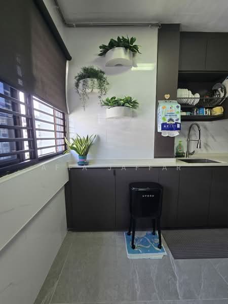 137 Yishun Ring Road, 137 Yishun Ring Road, 3 Bedrooms, 1,001 sqft, HDB Flat For Sale, by Affa Jaffar, 500201397 - Kitchen - PropertyGuru.com.sg
