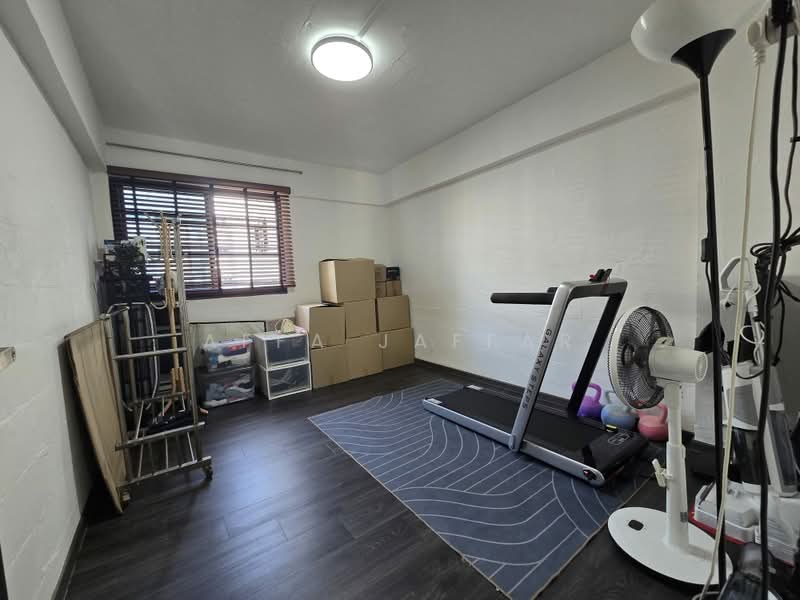 137 Yishun Ring Road, 137 Yishun Ring Road, 3 Bedrooms, 1,001 sqft, HDB Flat For Sale, by Affa Jaffar, 500201397 - Gym - PropertyGuru.com.sg