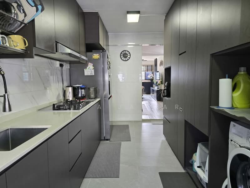 137 Yishun Ring Road, 137 Yishun Ring Road, 3 Bedrooms, 1,001 sqft, HDB Flat For Sale, by Affa Jaffar, 500201397 - Kitchen - PropertyGuru.com.sg