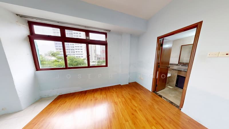 Kew Residencia, Kew Crescent, 4 Bedrooms, 2,540 sqft, Terraced House For Sale, by Joseph Khoo, 500201408 - Master Bedroom - PropertyGuru.com.sg