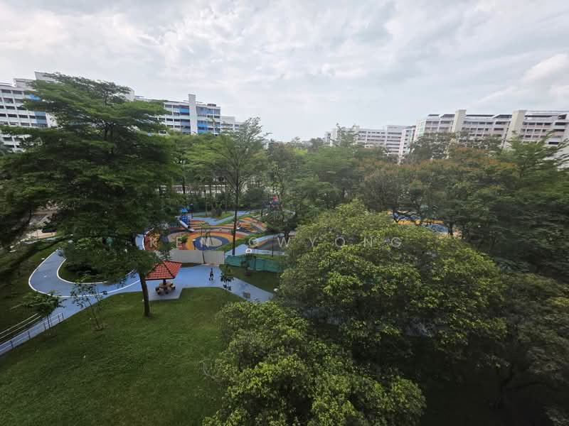 469 Jurong West Street 41, 469 Jurong West Street 41, 3 Bedrooms, 1,604 sqft, HDB Flat For Sale, by Ken Owyong, 500201411 - Exterior - PropertyGuru.com.sg