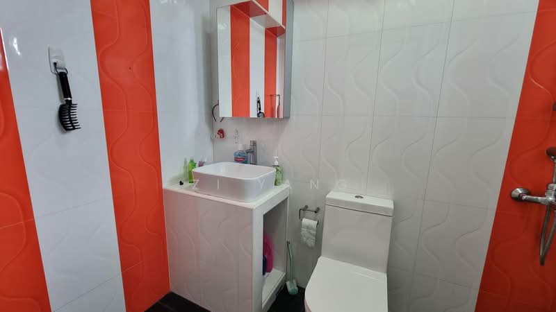 687C Choa Chu Kang Drive, 687C Choa Chu Kang Drive, Room Rental, 150 sqft, HDB Flat For Rent, by Zi Yang, 500201416 - Bathroom - PropertyGuru.com.sg