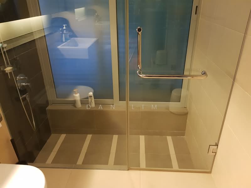 Modern Bungalow @ Braddell Hgt, Matlock Rise, 5 Bedrooms, 6,300 sqft, Bungalow House For Sale, by Dan Lim, 500201428 - Bathroom - PropertyGuru.com.sg