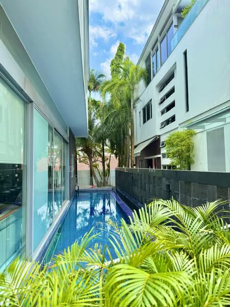 Modern Bungalow @ Braddell Hgt, Matlock Rise, Macpherson / Potong Pasir, 5 Bedrooms, 6,300 sqft, Bungalow House For Sale, by Dan Lim, 500201428 - Exterior - PropertyGuru.com.sg