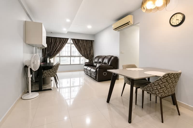 210B Punggol Place, 210B Punggol Place, 3 Bedrooms, 990 sqft, HDB Flat For Sale, by JR Foo, 500201429 - Living Room - PropertyGuru.com.sg