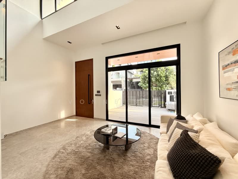 FREEHOLD 3 Storey Inter Terrace! With Attic and Lift! BRAND NEW!!, , 5 Bedrooms, 1,771 sqft, Terraced House For Sale, by Evonne Seow, 500201432 - Living Room - PropertyGuru.com.sg