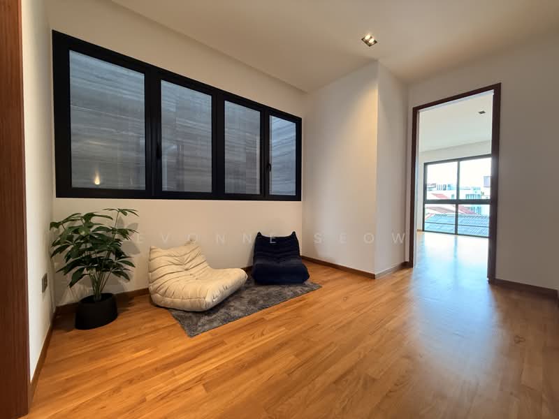 FREEHOLD 3 Storey Inter Terrace! With Attic and Lift! BRAND NEW!!, , 5 Bedrooms, 1,771 sqft, Terraced House For Sale, by Evonne Seow, 500201432 - Interior - PropertyGuru.com.sg