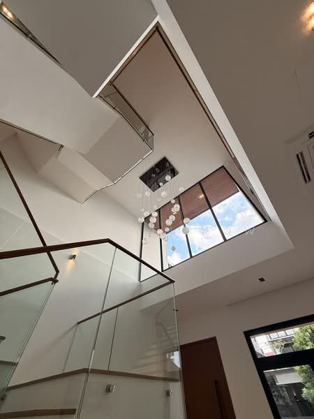 FREEHOLD 3 Storey Inter Terrace! With Attic and Lift! BRAND NEW!!, , 5 Bedrooms, 1,771 sqft, Terraced House For Sale, by Evonne Seow, 500201432 - Interior - PropertyGuru.com.sg