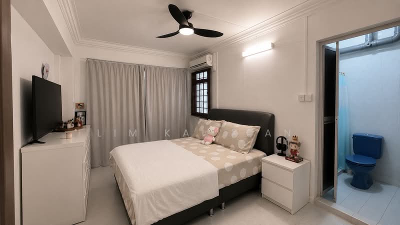 Blk 952 Hougang Ave 9, Hougang Ave 9, 3 Bedrooms, 1,076 sqft, HDB Flat For Sale, by Lim Kai Xian, 500201434 - Bedroom - PropertyGuru.com.sg