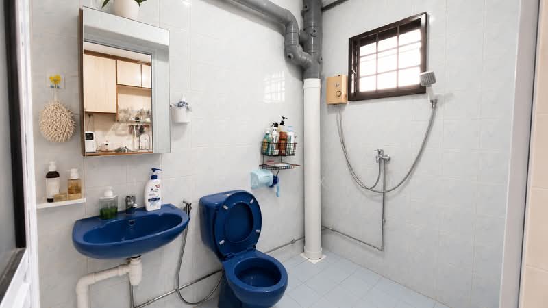 Blk 952 Hougang Ave 9, Hougang Ave 9, 3 Bedrooms, 1,076 sqft, HDB Flat For Sale, by Lim Kai Xian, 500201434 - Bathroom - PropertyGuru.com.sg
