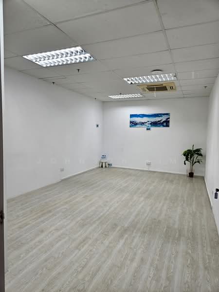Ubi Techpark, 10 Ubi Crescent, Eunos / Geylang / Paya Lebar, 300 sqft, Light Industrial (B1) For Rent, by Johnson Lim, 500201437 - Interior - CommercialGuru.com.sg