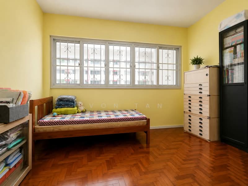 469 Jurong West Street 41, 469 Jurong West Street 41, 3 Bedrooms, 1,604 sqft, HDB Flat For Sale, by Evon Tan, 500201441 - Bedroom - PropertyGuru.com.sg