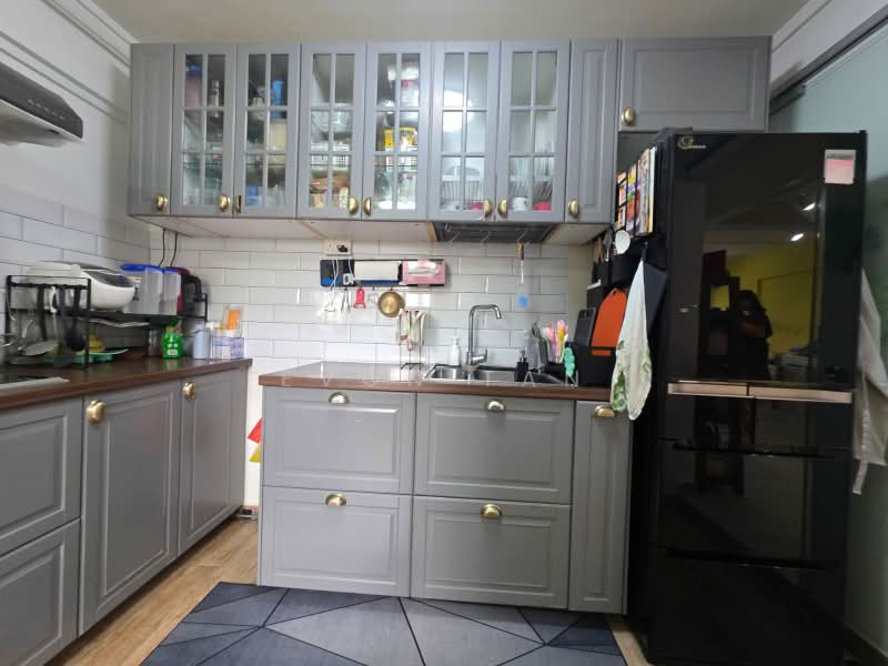 469 Jurong West Street 41, 469 Jurong West Street 41, 3 Bedrooms, 1,604 sqft, HDB Flat For Sale, by Evon Tan, 500201441 - Kitchen - PropertyGuru.com.sg
