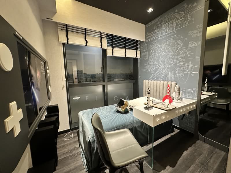 Blossoms By The Park, 9 Slim Barracks Rise, 2 Bedrooms, 721 sqft, Condominium For Sale, by Angelica Ong, 500201442 - Bedroom - PropertyGuru.com.sg