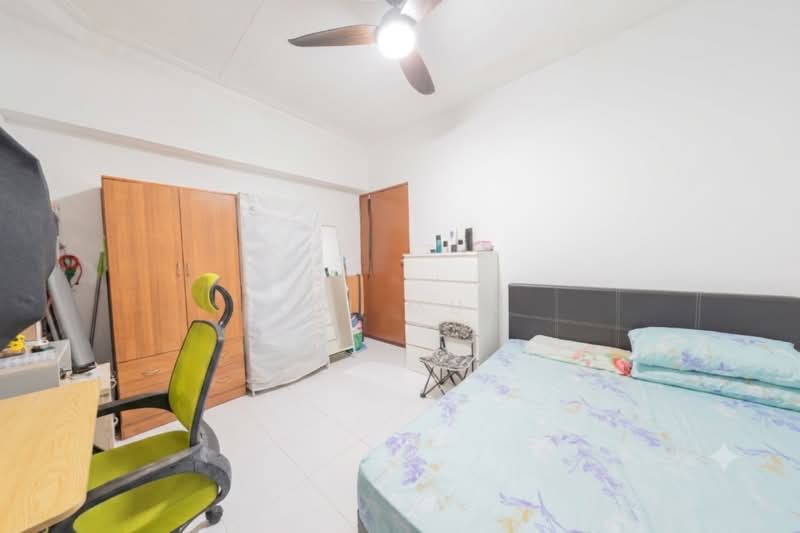 824 Jurong West Street 81, 824 Jurong West Street 81, 4 Bedrooms, 1,119 sqft, HDB Flat For Sale, by Kai Mun, 500201449 - Bedroom - PropertyGuru.com.sg