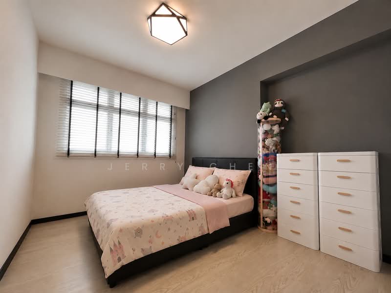 450C Bukit Batok West Avenue 6, 450C Bukit Batok West Avenue 6, 3 Bedrooms, 1,001 sqft, HDB Flat For Sale, by Jerry Chen, 500201450 - Bedroom - PropertyGuru.com.sg