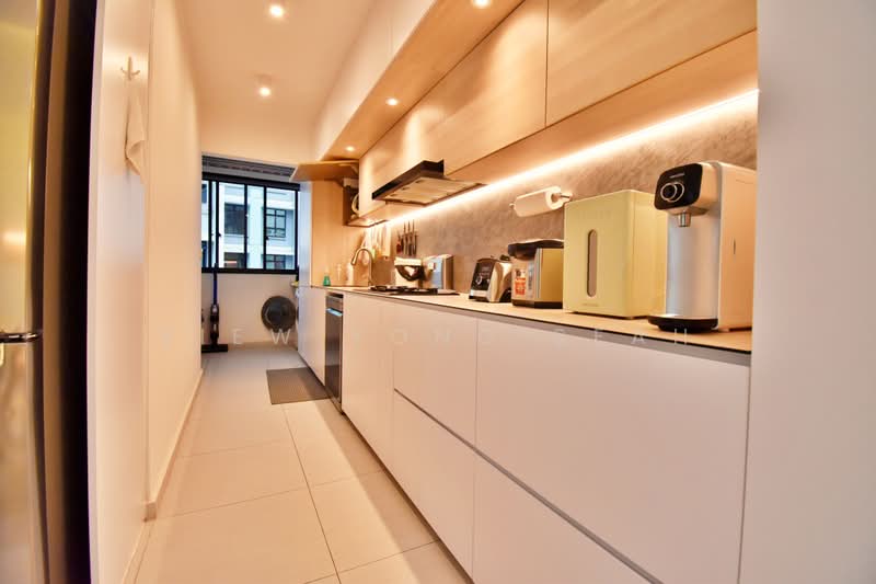 420B Northshore Drive, 420B Northshore Drive, 3 Bedrooms, 1,206 sqft, HDB Flat For Sale, by Seah Siew Yong, 500201463 - Kitchen - PropertyGuru.com.sg