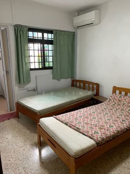 102 Bukit Purmei Road, 102 Bukit Purmei Road, 2 Bedrooms, 786 sqft, HDB Flat For Rent, by Teh Jing Ying, 500201476 - Bedroom - PropertyGuru.com.sg