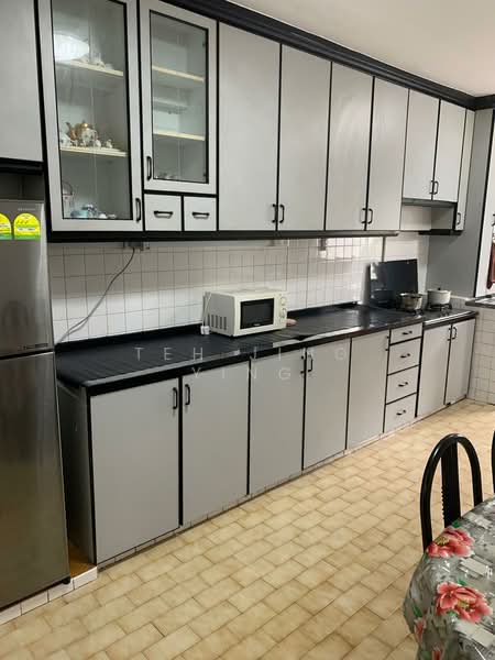 102 Bukit Purmei Road, 102 Bukit Purmei Road, 2 Bedrooms, 786 sqft, HDB Flat For Rent, by Teh Jing Ying, 500201476 - Kitchen - PropertyGuru.com.sg