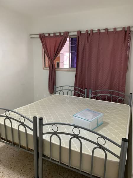 102 Bukit Purmei Road, 102 Bukit Purmei Road, 2 Bedrooms, 786 sqft, HDB Flat For Rent, by Teh Jing Ying, 500201476 - Bedroom - PropertyGuru.com.sg
