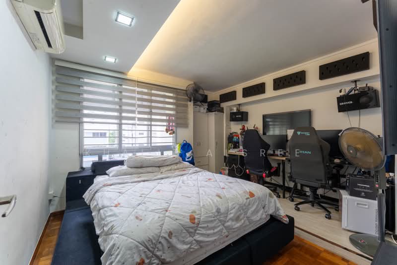 230J Tampines Street 21, 230J Tampines Street 21, Pasir Ris / Tampines, 4 Bedrooms, 1,603 sqft, HDB Flat For Sale, by Khalid Alsree, 500201493 - Bedroom - PropertyGuru.com.sg