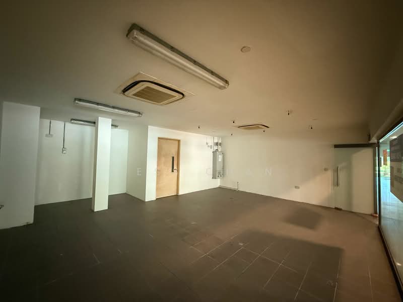 Icon @ Pasir Panjang, 218 Pasir Panjang Road, 678 sqft, Food & Beverage For Sale, by Jess Chan, 500201494 - Interior - CommercialGuru.com.sg