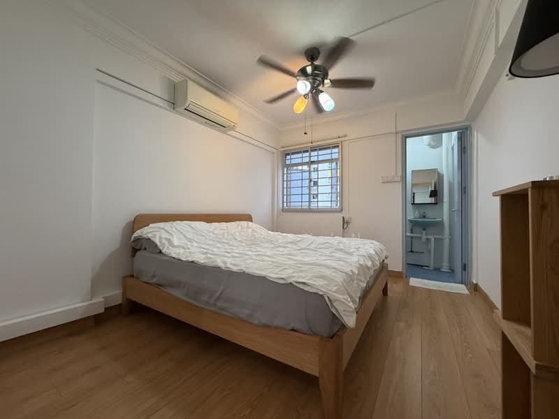 127 Bedok North Street 2, 127 Bedok North Street 2, 2 Bedrooms, 721 sqft, HDB Flat For Rent, by Sean Yin, 500201499 - Bedroom - PropertyGuru.com.sg