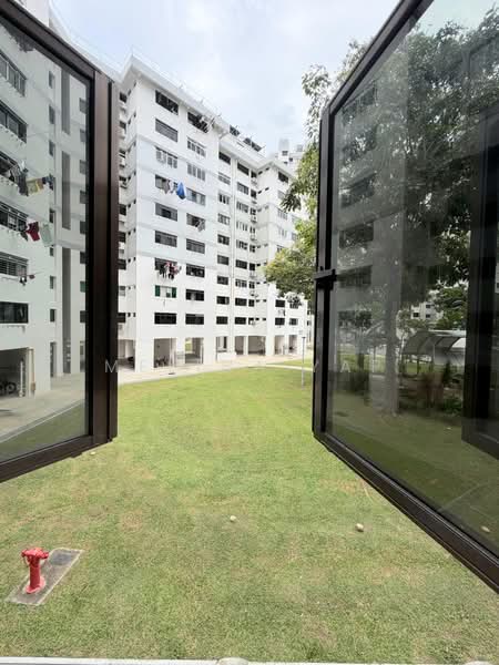 35 Marine Crescent, 35 Marine Crescent, 2 Bedrooms, 635 sqft, HDB Flat For Sale, by Melina Yap, 500201510 - View from kitchen - PropertyGuru.com.sg