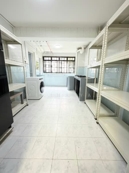 35 Marine Crescent, 35 Marine Crescent, 2 Bedrooms, 635 sqft, HDB Flat For Sale, by Melina Yap, 500201510 - Kitchen - PropertyGuru.com.sg