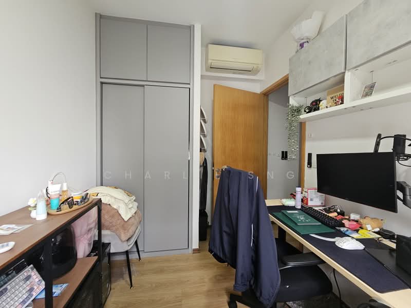 La Fiesta, 60 Sengkang Square, 3 Bedrooms, 829 sqft, Condominium For Sale, by Charlie Sng, 500201515 - Study - PropertyGuru.com.sg