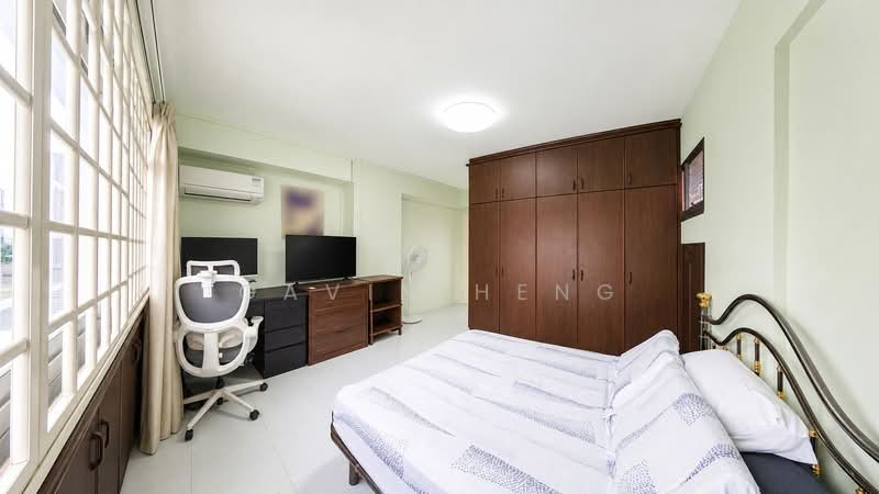 579 Pasir Ris Street 53, 579 Pasir Ris Street 53, 4 Bedrooms, 1,560 sqft, HDB Flat For Sale, by Gavin Heng, 500201516 - Master Bedroom - PropertyGuru.com.sg