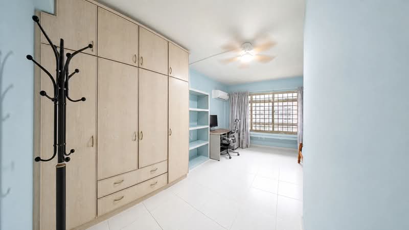 579 Pasir Ris Street 53, 579 Pasir Ris Street 53, 4 Bedrooms, 1,560 sqft, HDB Flat For Sale, by Gavin Heng, 500201516 - Common Room 2 - PropertyGuru.com.sg