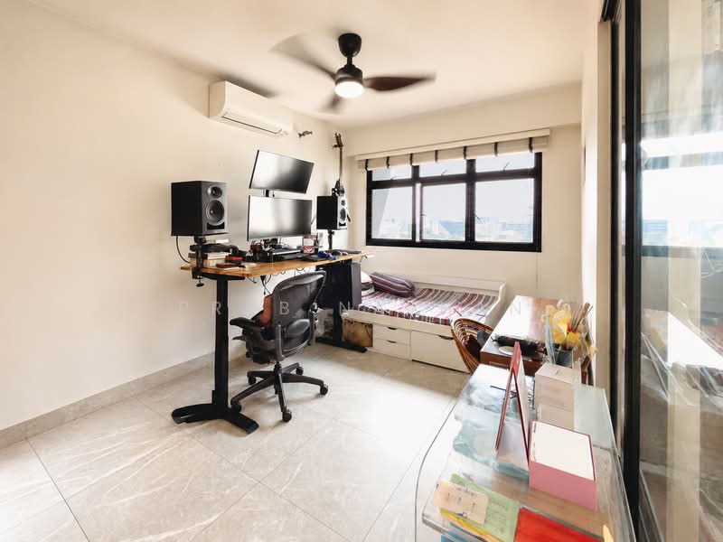 112B Alkaff Crescent, 112B Alkaff Crescent, 3 Bedrooms, 1,001 sqft, HDB Flat For Sale, by Prab Nathan, 500201525 - Study - PropertyGuru.com.sg