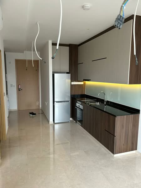 Urban Treasures, 205 Jalan Eunos, 2 Bedrooms, 517 sqft, Condominium For Rent, by Ryan Low, 500201535 - Kitchen - PropertyGuru.com.sg