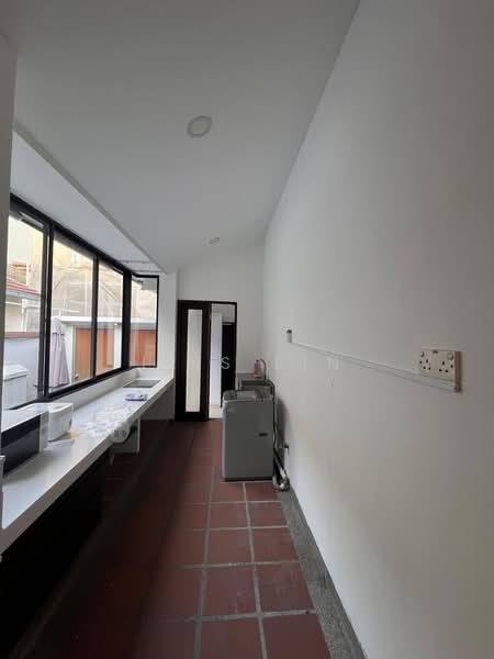 440 race course road, , 5 Bedrooms, 1,800 sqft, Shophouse For Rent, by Iris Lin, 500201543 - PropertyGuru.com.sg