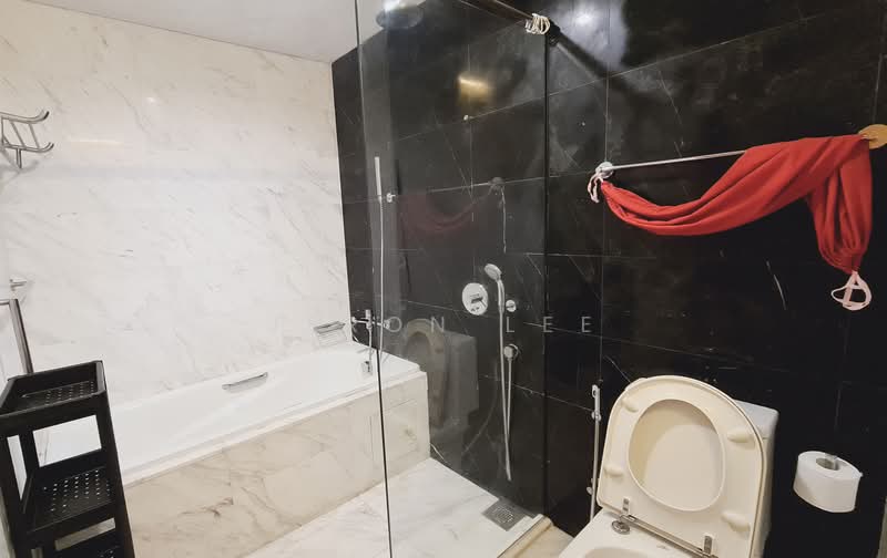 Centro Residences, 59 Ang Mo Kio Avenue 8, Room Rental, 165 sqft, Condominium For Rent, by Jeron Lee, 500201552 - Bathroom - PropertyGuru.com.sg