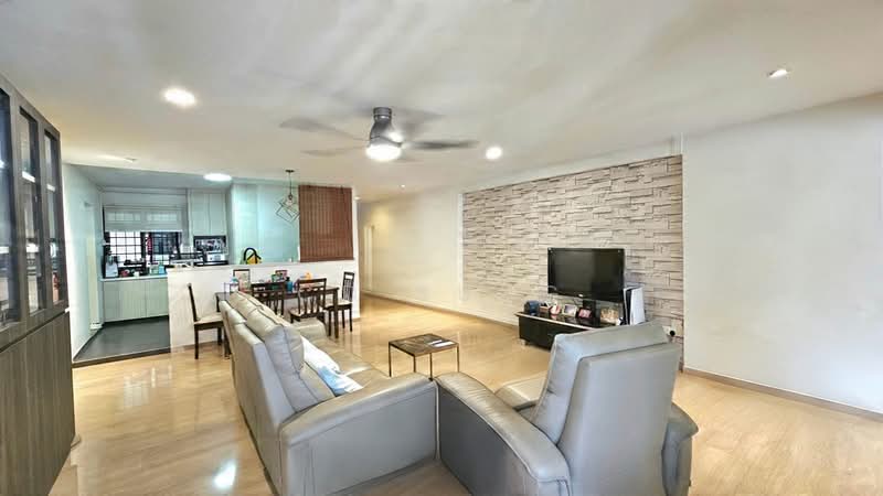 289D Bukit Batok Street 25, 289D Bukit Batok Street 25, 3 Bedrooms, 1,292 sqft, HDB Flat For Sale, by CD Sung, 500201565 - Living Room - PropertyGuru.com.sg
