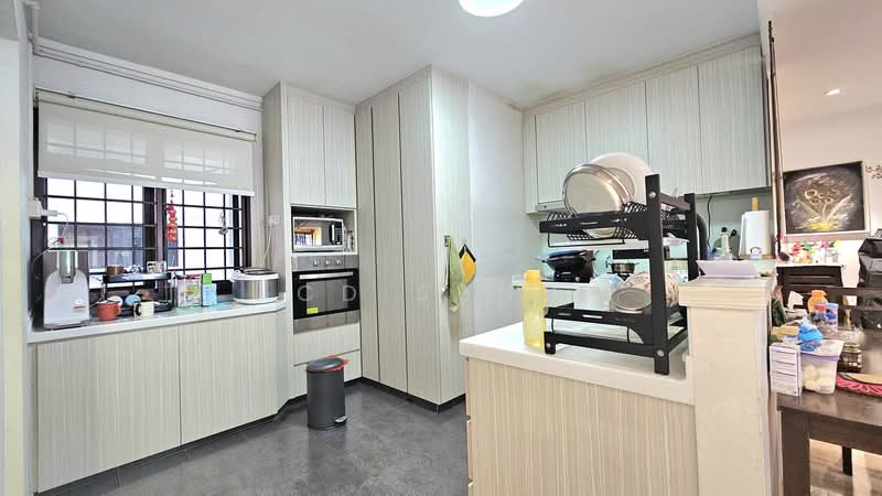 289D Bukit Batok Street 25, 289D Bukit Batok Street 25, 3 Bedrooms, 1,292 sqft, HDB Flat For Sale, by CD Sung, 500201565 - Kitchen - PropertyGuru.com.sg