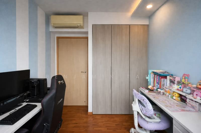 Esparina Residences, 123 Compassvale Bow, 3 Bedrooms, 1,001 sqft, Executive Condominium For Rent, by Benjamin Tan, 500201573 - Study - PropertyGuru.com.sg