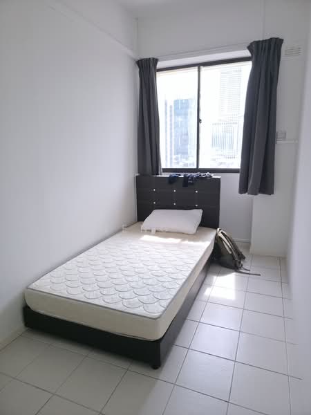 Riverwalk Apartments, 20 Upper Circular Road, 3 Bedrooms, 1,615 sqft, Apartment For Sale, by Leng ., 500201574 - Bedroom - PropertyGuru.com.sg