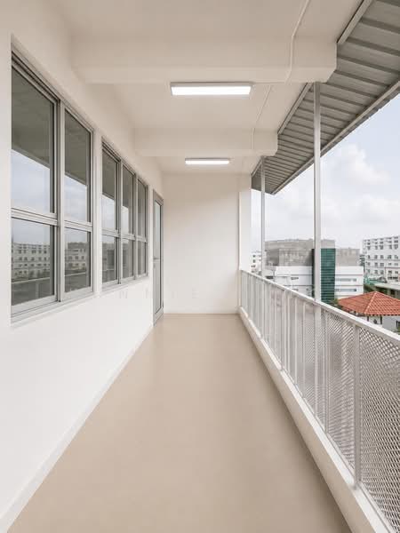 First Centre, 50 Serangoon North Avenue 4, 797 sqft, Light Industrial (B1) For Sale, by Winnie Pang, 500201576 - Balcony - CommercialGuru.com.sg