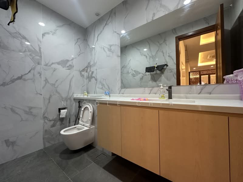 Kembangan estate, Lorong Marican, Lorong Melayu, Lor Mydin, Kembagan estate, 8 Bedrooms, 7,789 sqft, Semi-Detached House For Sale, by Nicole Chia, 500201577 - Bathroom - PropertyGuru.com.sg