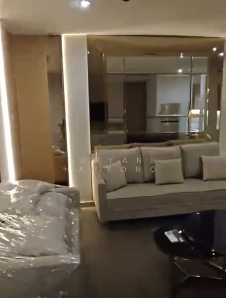 Oxley BizHub, 61 Ubi Road 1, 2,024 sqft, Light Industrial (B1) For Sale, by Suryani Haryono, 500201597 - Living Room - CommercialGuru.com.sg