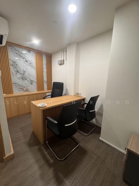 Oxley BizHub, 61 Ubi Road 1, Eunos / Geylang / Paya Lebar, 2,024 sqft, Light Industrial (B1) For Sale, by Suryani Haryono, 500201597 - CommercialGuru.com.sg
