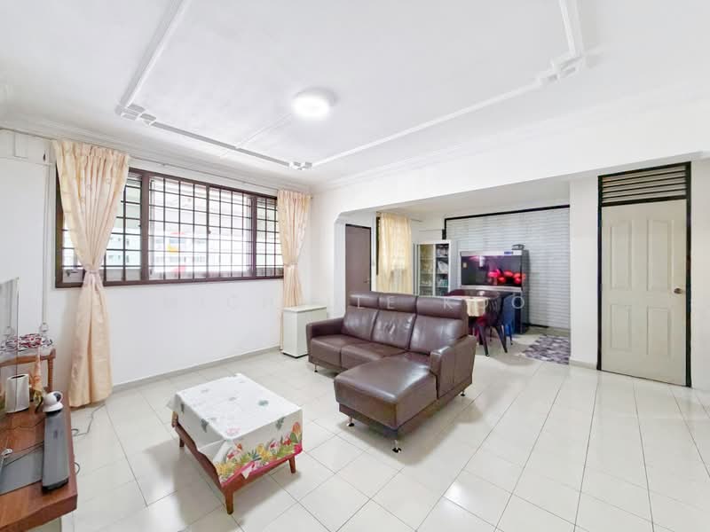 838 Jurong West Street 81, 838 Jurong West Street 81, 3 Bedrooms, 1,119 sqft, HDB Flat For Sale, by Michelle Koo, 500201603 - Living Room - PropertyGuru.com.sg