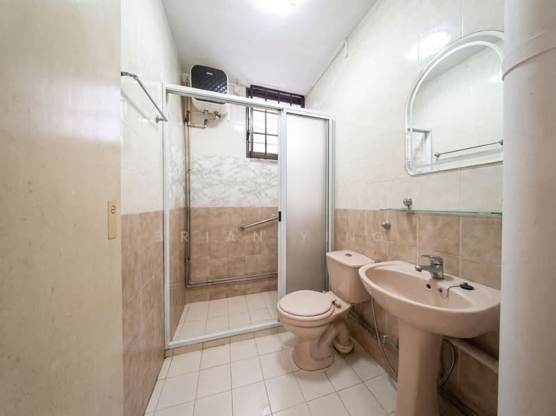 657 Choa Chu Kang Crescent, 657 Choa Chu Kang Crescent, 4 Bedrooms, 1,518 sqft, HDB Flat For Sale, by Brian Ying, 500201604 - Bathroom - PropertyGuru.com.sg