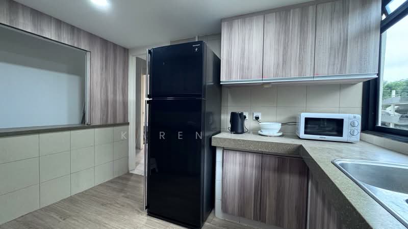 Pandan Valley, 1 Pandan Valley, Room Rental, 100 sqft, Condominium For Rent, by Karen Tan, 500201607 - Kitchen - PropertyGuru.com.sg
