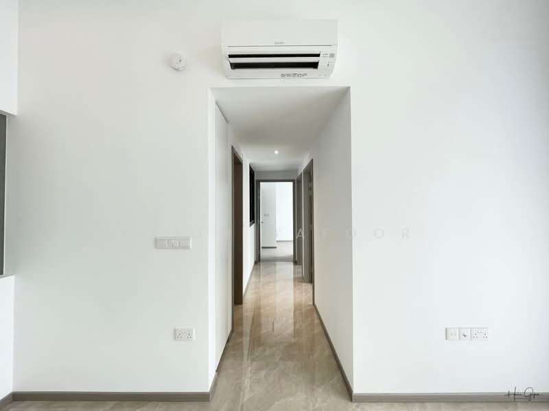 The Garden Residences, 1 Serangoon North View, 3 Bedrooms, 1,033 sqft, Condominium For Rent, by Halim Gafoor, 500201622 - Corridor - PropertyGuru.com.sg