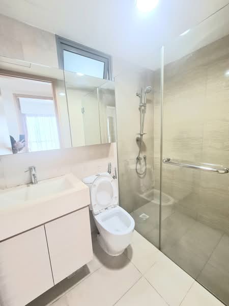 A Treasure Trove, 70 Punggol Walk, 3 Bedrooms, 1,130 sqft, Condominium For Rent, by Jeremy Li, 500201623 - Bathroom - PropertyGuru.com.sg